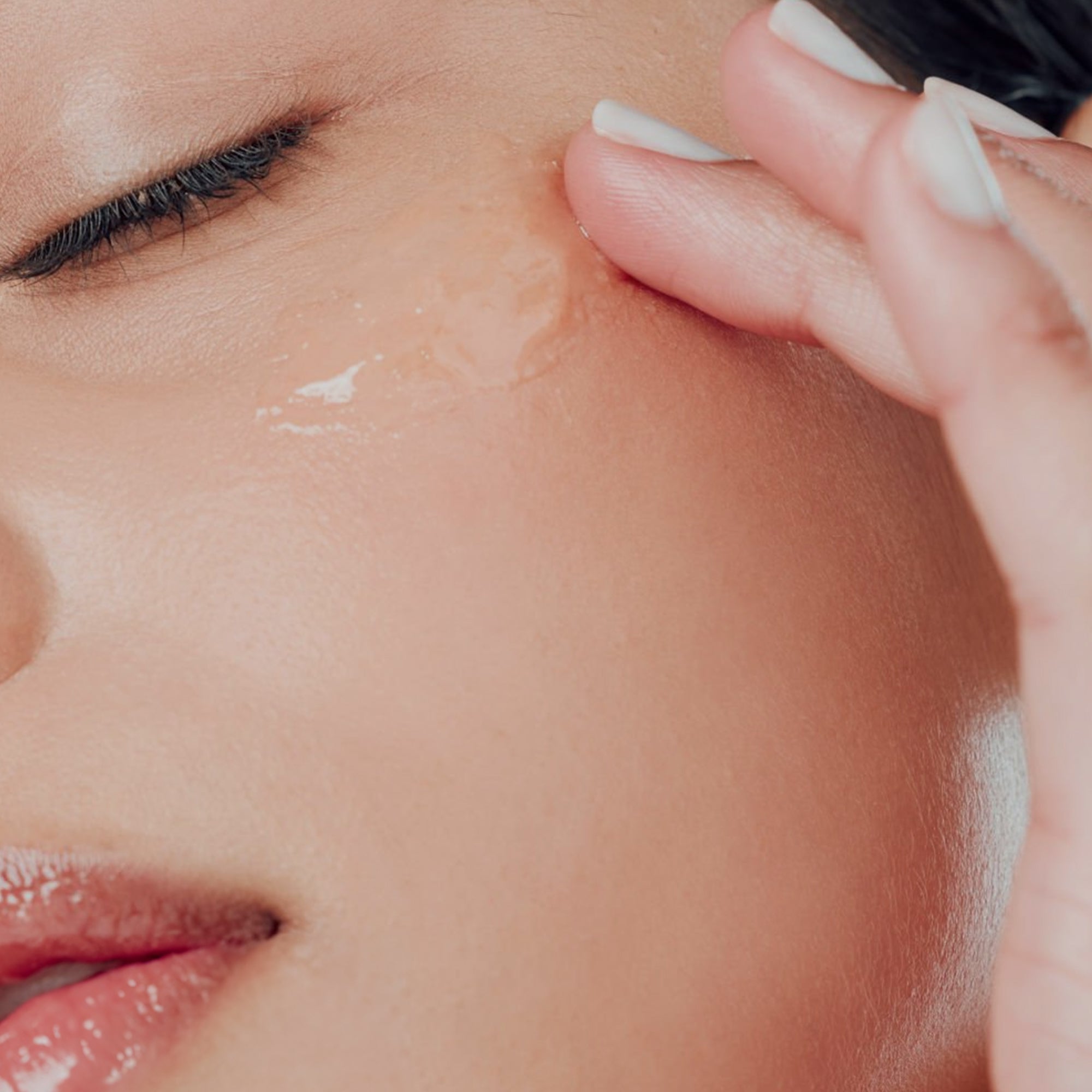 Hyaestic 1% BHA Facial Gentle Cleanser